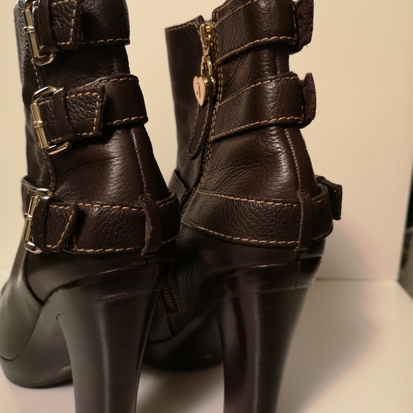 Juicy Couture boots - Picture 6 of 11